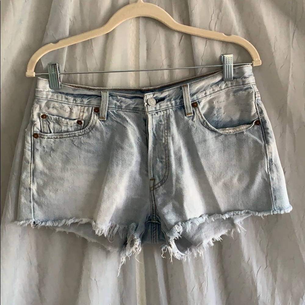 501 LEVI SHORTS